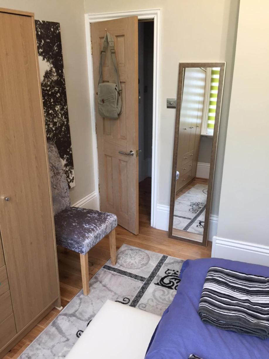 Apartamento Beautiful One Bedroom Flat With Private Balcony 52m2 Londres